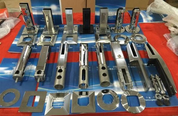 Face Mount Glass Spigot
